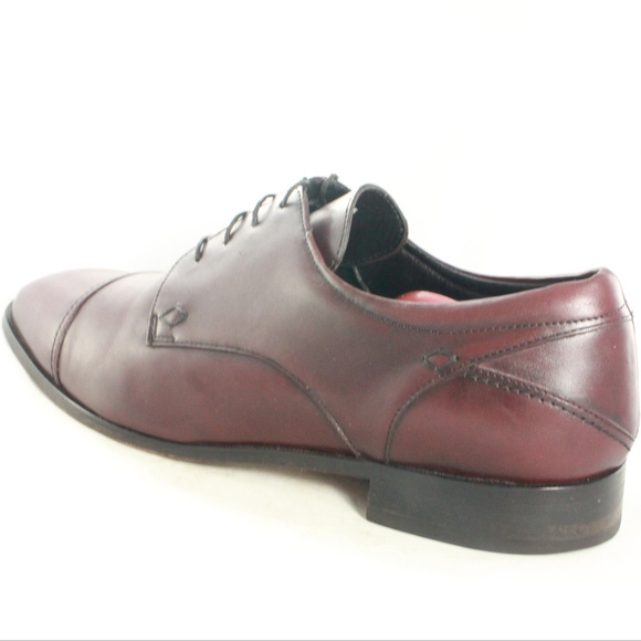 FLORSHEIM Men's Welles Burgundy Cap Toe Oxfords - Picture 6 of 8